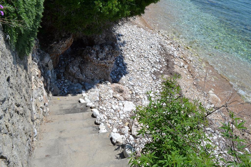 Glyfa Corfu Apartments Barbati Ngoại thất bức ảnh